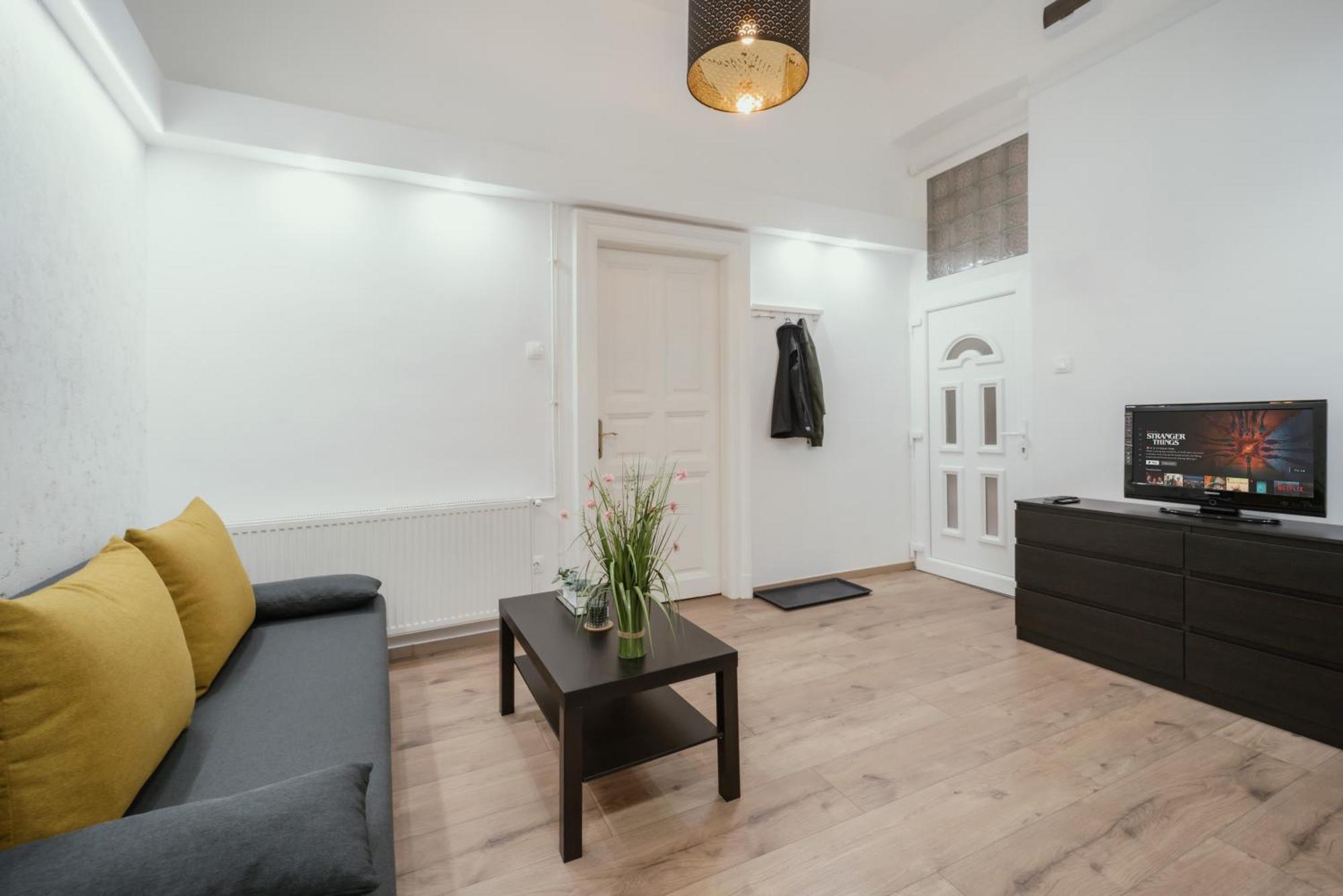 בודפשט Modelia Apartment At Gellert Square מראה חיצוני תמונה