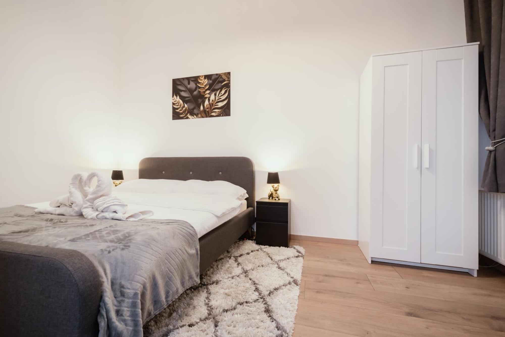 בודפשט Modelia Apartment At Gellert Square מראה חיצוני תמונה